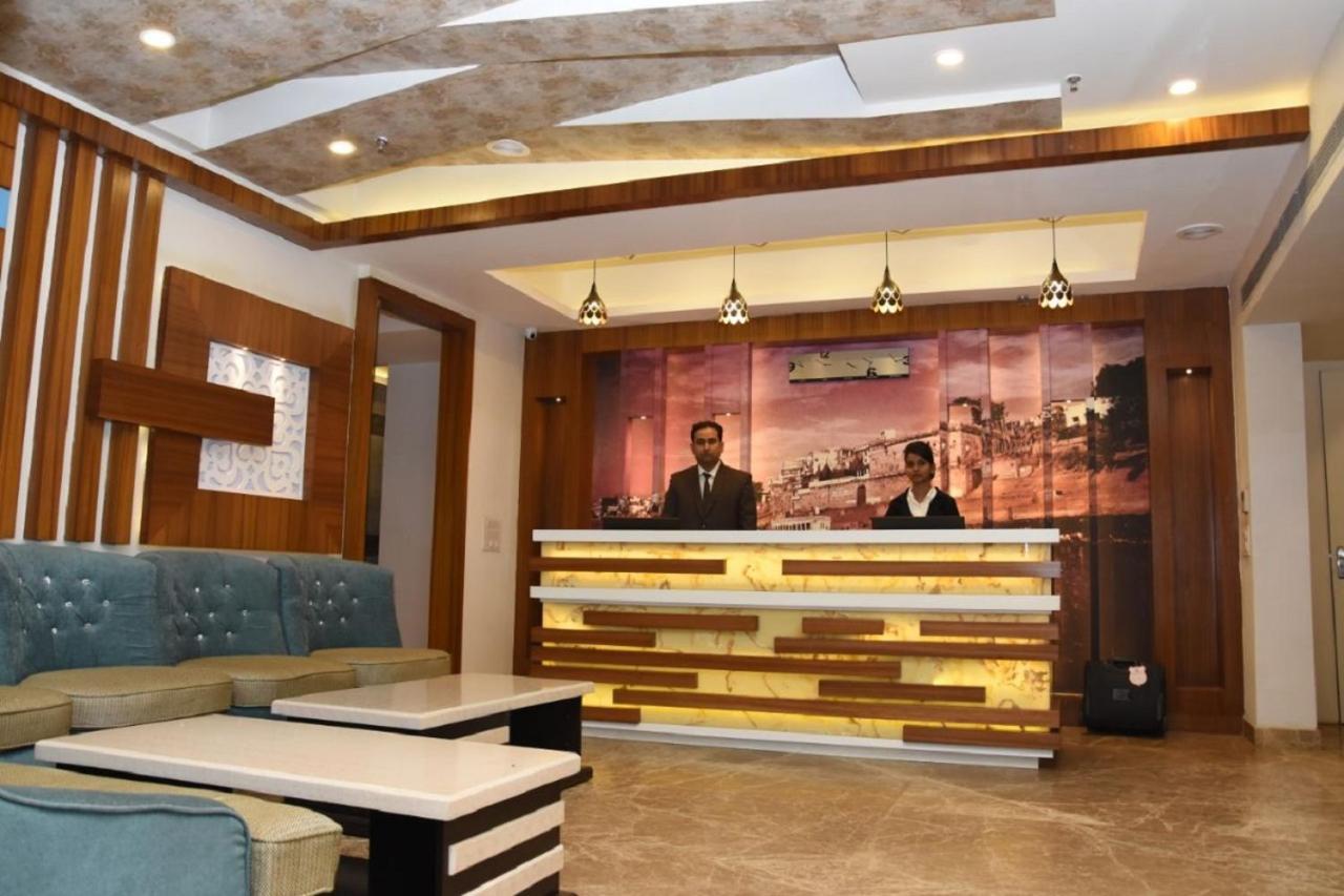Hotel Meadows Varanasi Eksteriør bilde